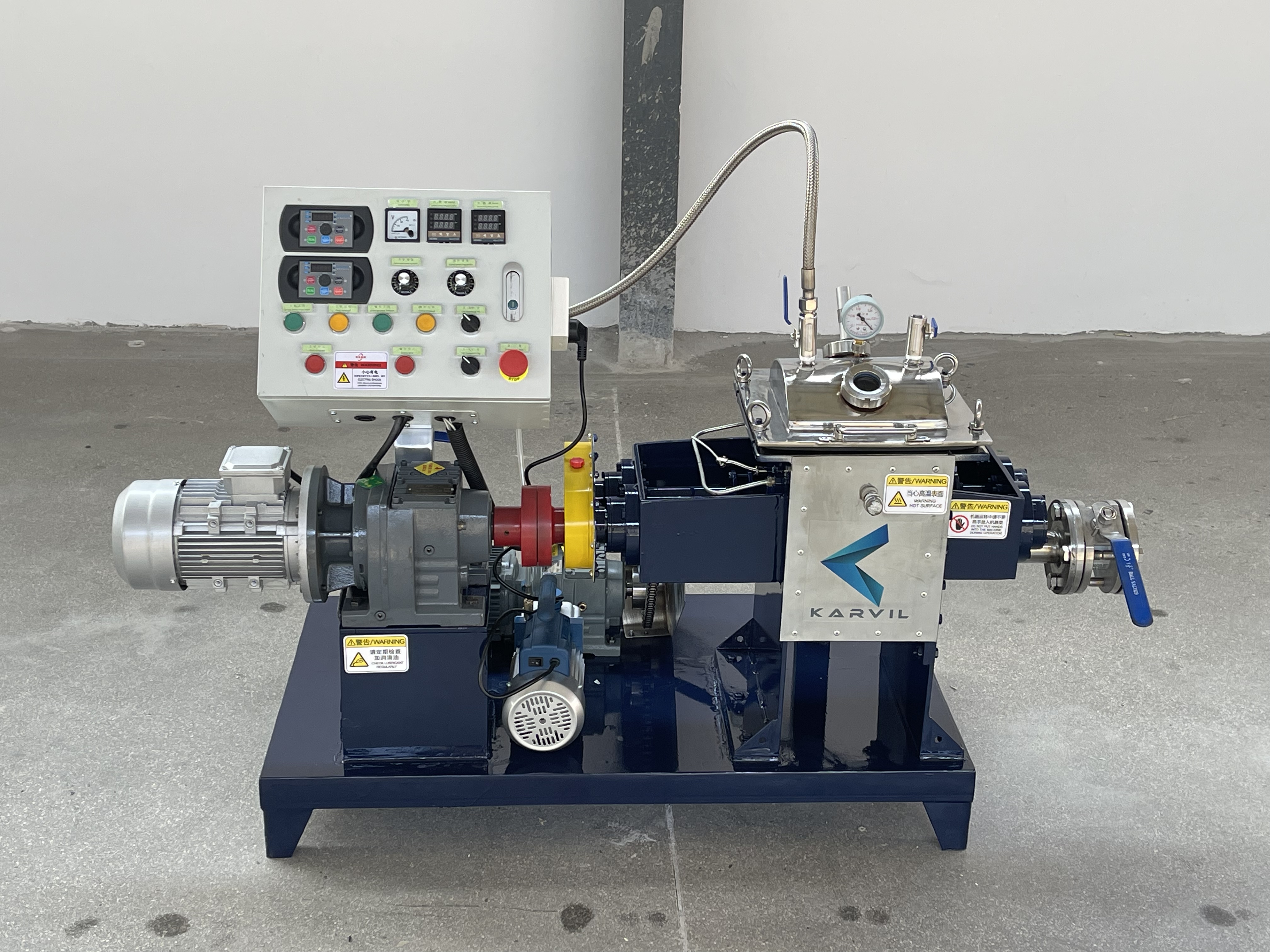 Karvil Machinery ¡Envía amasadora de 2 litros a Austria!