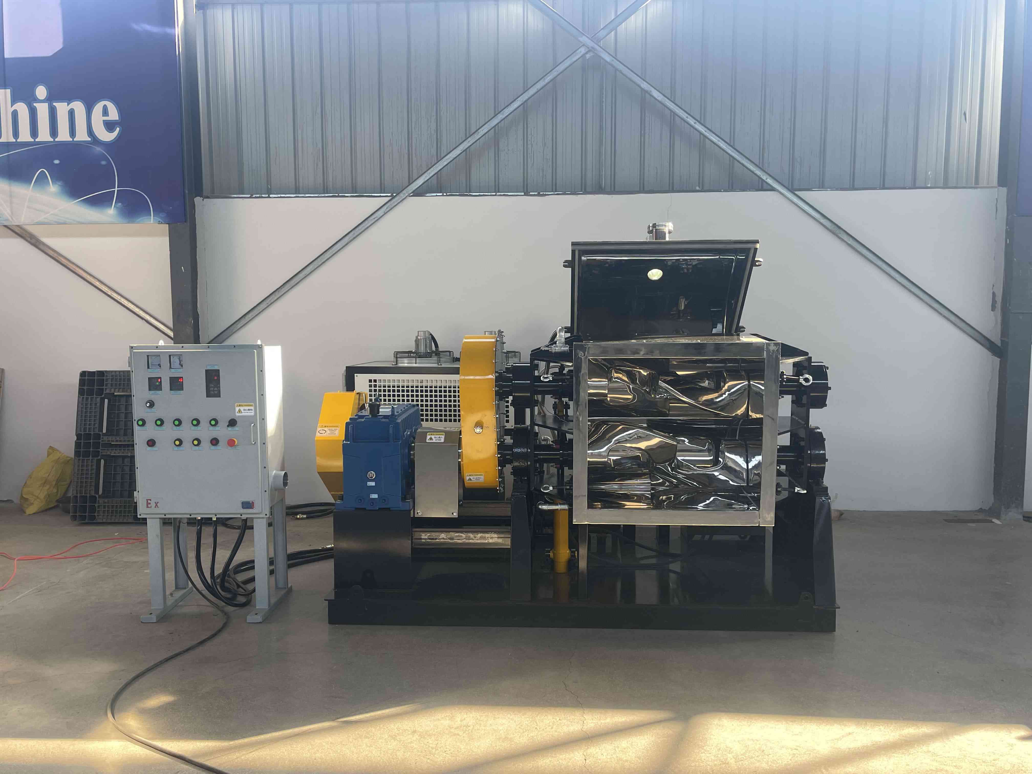 300L-Double-Sigma-Blade-titling-Kneader-Mixer (3)